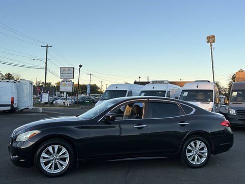 Used 2011 INFINITI M37 x w/ Deluxe Touring Pkg AWD/4WD image 2