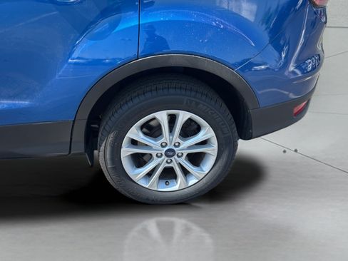 Used 2017 Ford Escape SE FWD image 37