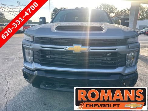 New 2025 Chevrolet Silverado 2500 Custom w/ Custom Value Package image 8