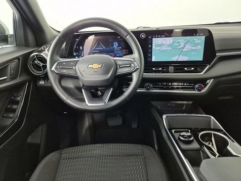 Used 2026 Chevrolet Equinox LT FWD image 31