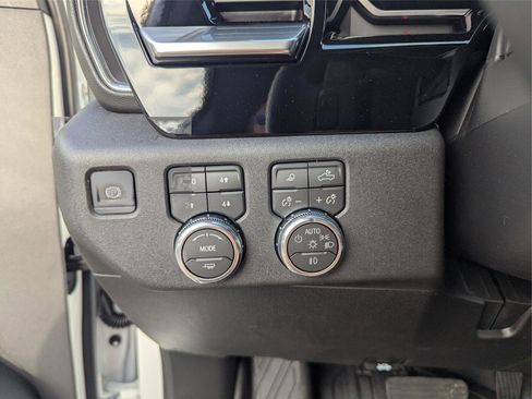 New 2026 GMC Sierra 1500 Elevation w/ Elevation Premium Package AWD/4WD image 14