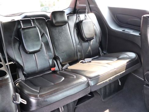 Used 2026 Chrysler Pacifica Select FWD image 14