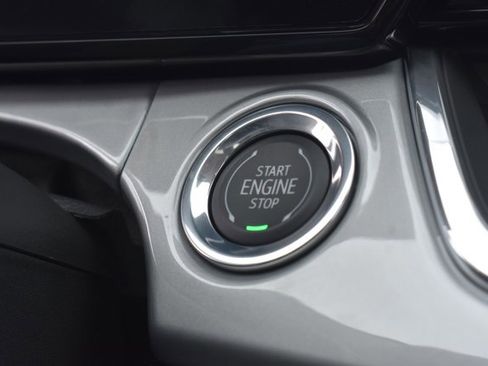 New 2026 Chevrolet Trax LT w/ Sunroof Package image 27