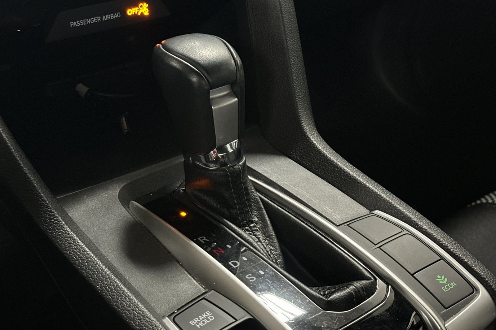 Used 2020 Honda Civic Sport image 32