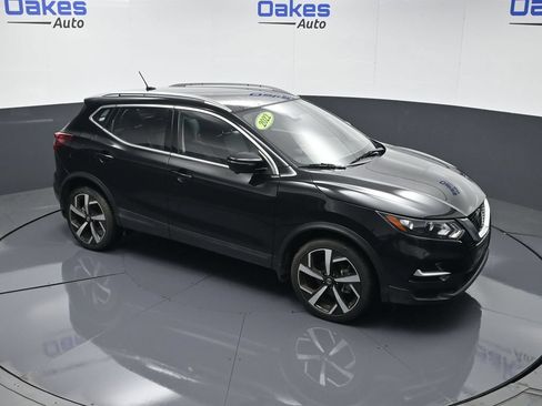 Used 2022 Nissan Rogue Sport SL AWD/4WD image 44