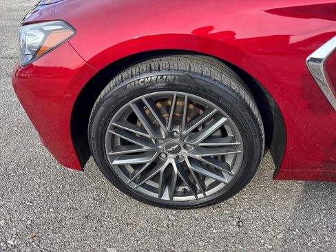 Used 2019 Genesis G70 2.0T Advanced image 32