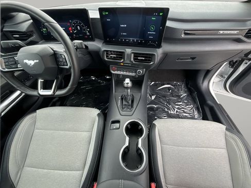 Certified 2024 Ford Mustang Coupe RWD image 12