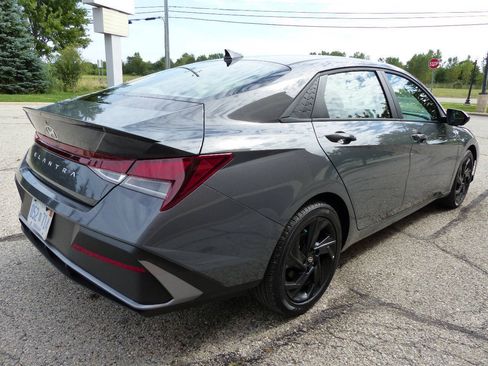 Used 2026 Hyundai Elantra Sport FWD image 11