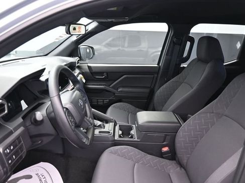 Used 2025 Toyota Tacoma SR image 11