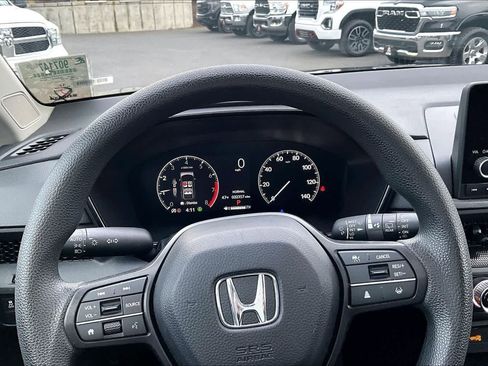Used 2025 Honda CR-V EX image 18