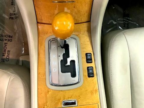 Used 2004 INFINITI Q45 Luxury image 17