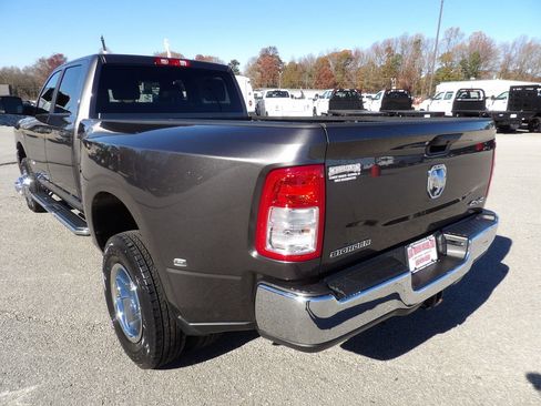 Used 2022 RAM 3500 Big Horn image 3