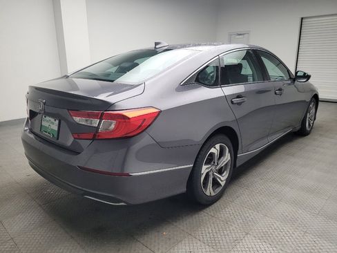 Used 2019 Honda Accord EX image 9