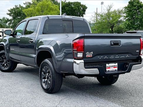 Used 2023 Toyota Tacoma SR5 AWD/4WD image 10