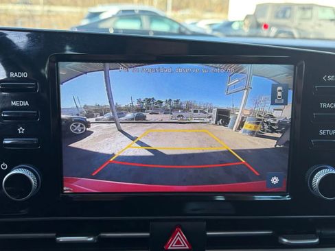 Used 2021 Hyundai Elantra SEL w/ Convenience Package image 32