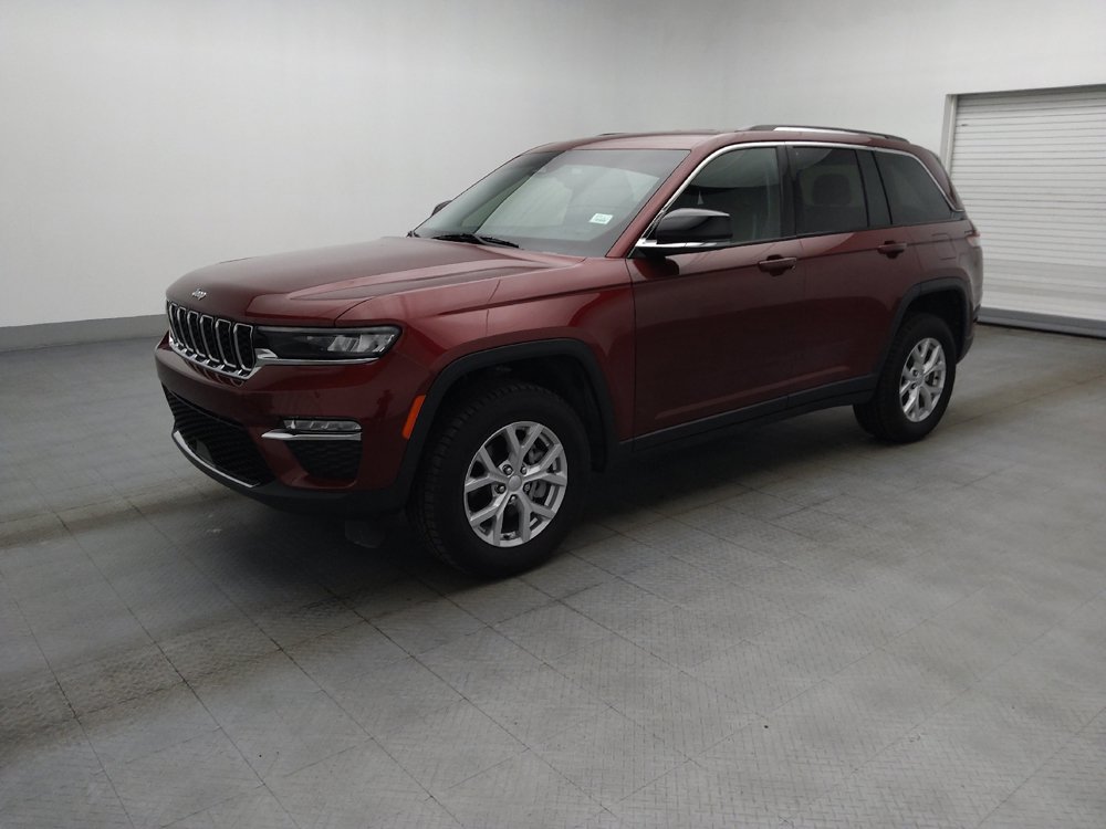 Used 2023 Jeep Grand Cherokee Limited RWD image 2