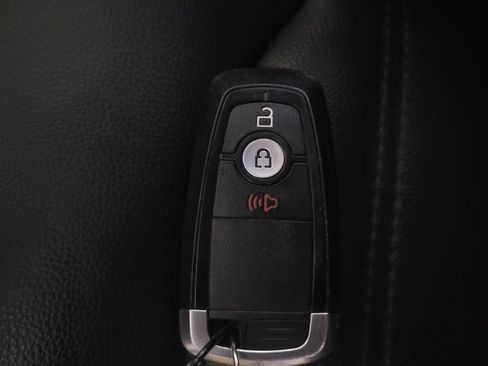 Used 2024 Ford Edge SEL image 32