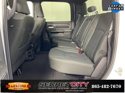 Used 2024 RAM 2500 Big Horn w/ Sport Appearance Package image 28