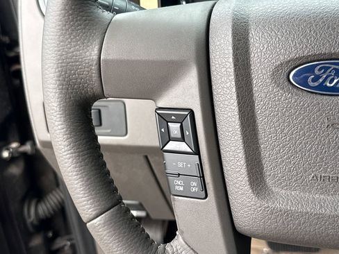 Used 2014 Ford F150 XLT w/ XLT Convenience Package RWD image 15