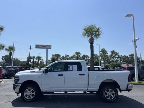 Used 2025 RAM 2500 Big Horn AWD/4WD image 7