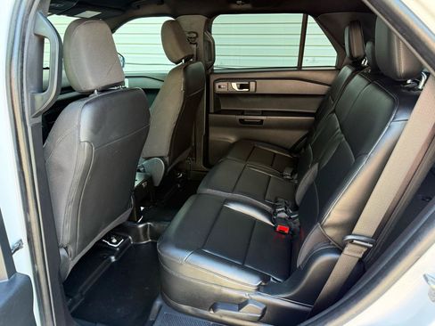 Used 2022 Ford Explorer 4WD Police Interceptor image 25