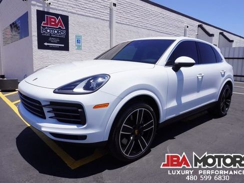 Used 2023 Porsche Cayenne AWD/4WD image 42