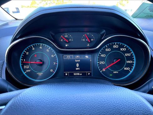 Used 2018 Chevrolet Cruze LS FWD image 18