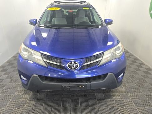 Used 2015 Toyota RAV4 XLE AWD/4WD image 2