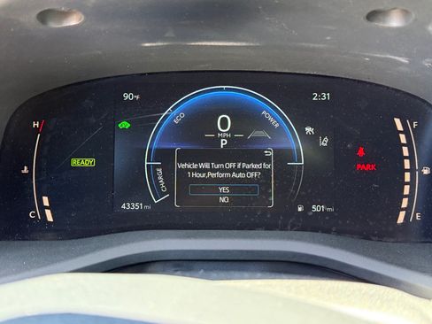 Used 2025 Toyota Camry LE FWD image 11