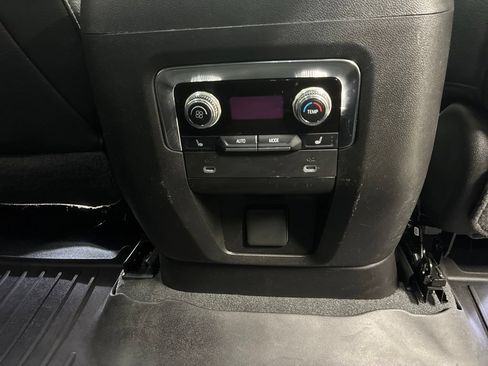 Used 2022 GMC Yukon Denali w/ Max Trailering Package AWD/4WD image 15
