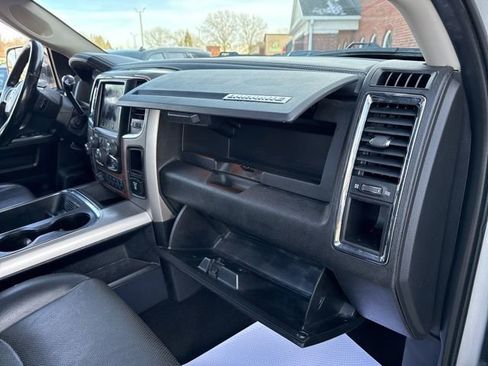 Used 2018 RAM 3500 Laramie image 46
