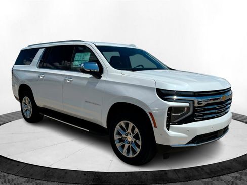 New 2025 Chevrolet Suburban Premier image 8