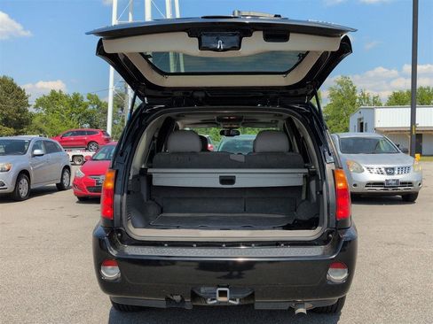 Used 2008 GMC Envoy Denali w/ Sun And 6-Disc Cd Package RWD image 31