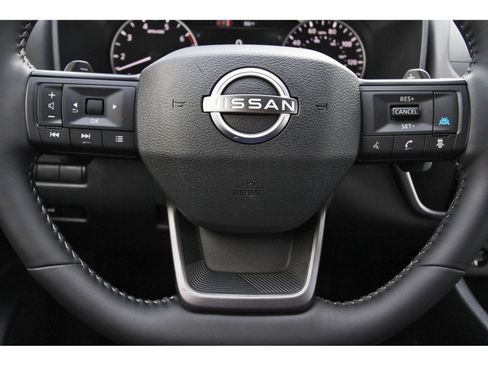 Certified 2026 Nissan Rogue SV FWD image 17