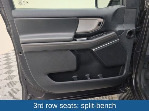 Certified 2025 Ford Expedition Active image 32