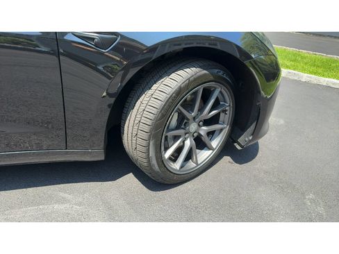 Used 2022 Tesla Model 3 RWD image 8