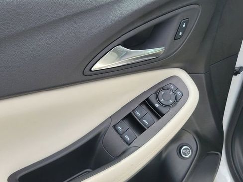 Used 2024 Buick Encore GX Sport Touring w/ Advanced Technology Package FWD image 18
