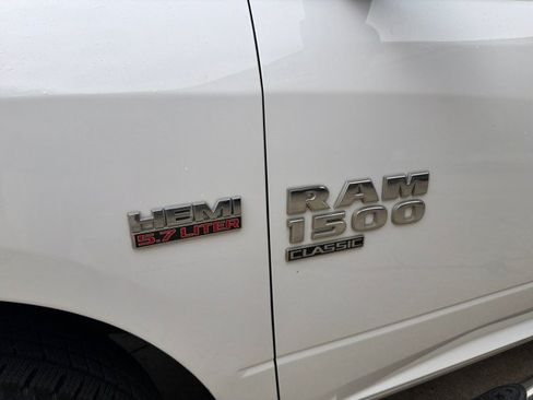 Used 2019 RAM 1500 Tradesman w/ Chrome Plus Package RWD image 12