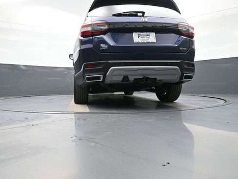 Certified 2024 Honda Pilot Elite image 33