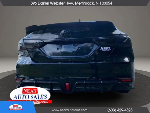 Used 2020 Toyota Camry LE FWD image 6