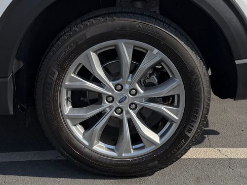 Certified 2023 Ford Explorer Limited image 12