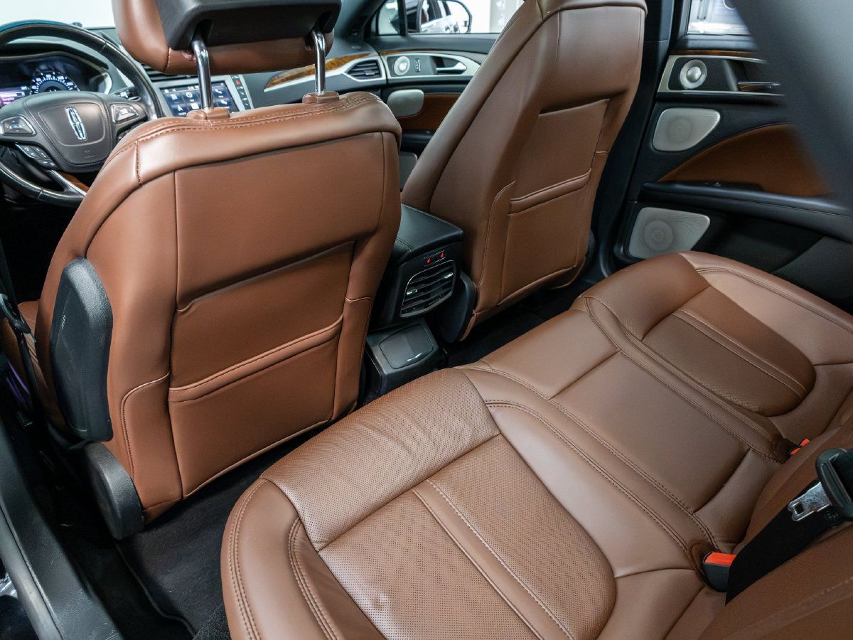 Used 2019 Lincoln MKZ Reserve w/ Luxury Package AWD/4WD image 30
