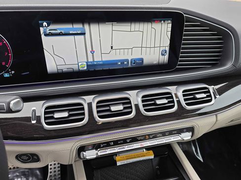 Certified 2025 Mercedes-Benz GLS 450 4MATIC image 8