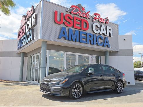 Used 2021 Toyota Corolla SE image 1