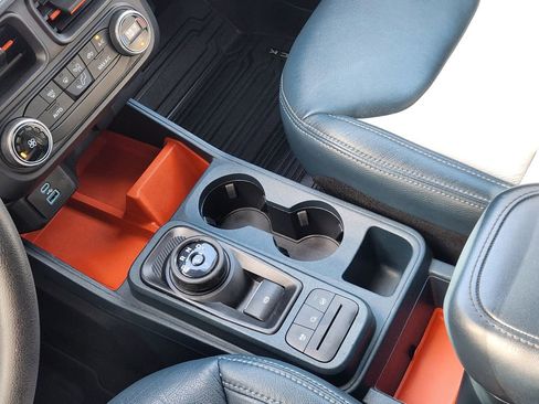 Used 2022 Ford Maverick XLT image 19