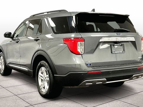 Certified 2022 Ford Explorer XLT w/ Equipment Group 202A image 10