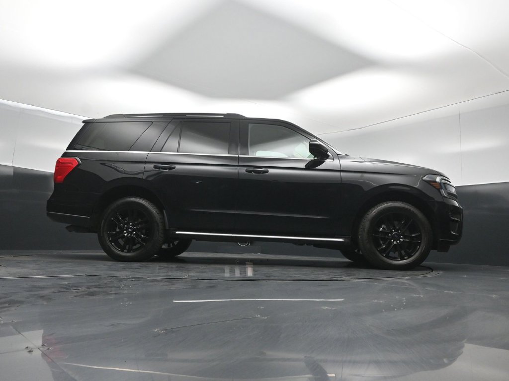 Used 2022 Ford Expedition XLT RWD image 46
