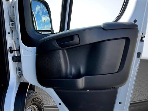Used 2023 RAM ProMaster 2500 FWD image 22