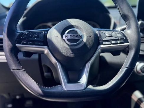 Used 2021 Nissan Altima 2.5 SR FWD image 10