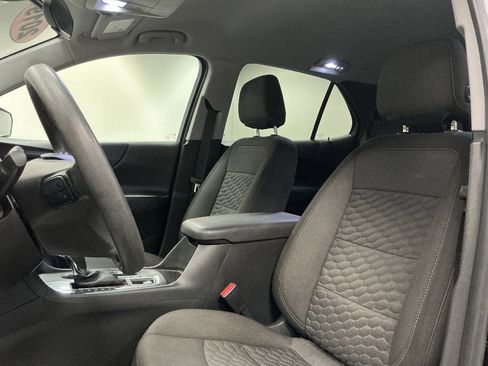 Used 2019 Chevrolet Equinox LT FWD image 9